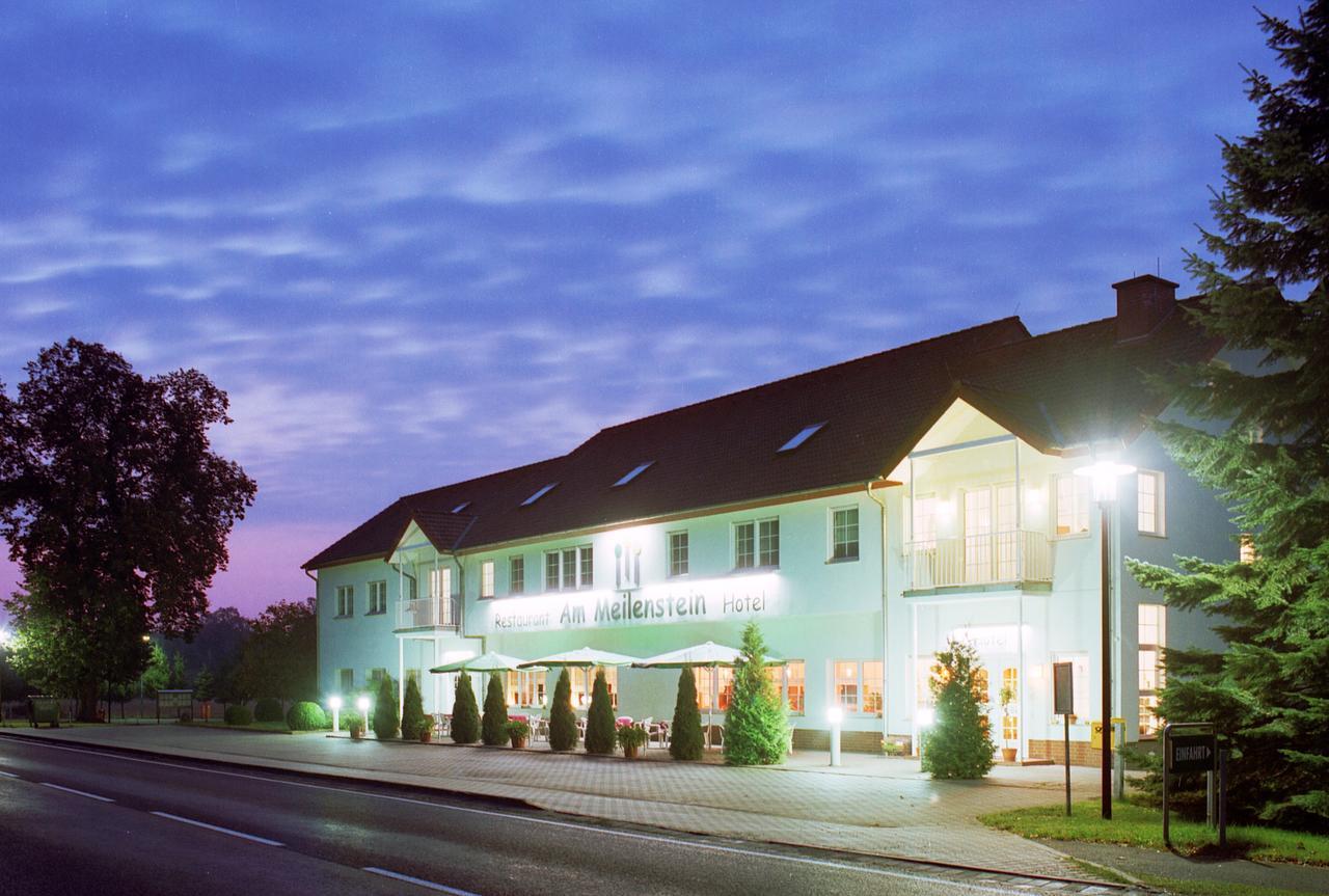 Hotel Am Meilenstein Dunkelforth Ngoại thất bức ảnh