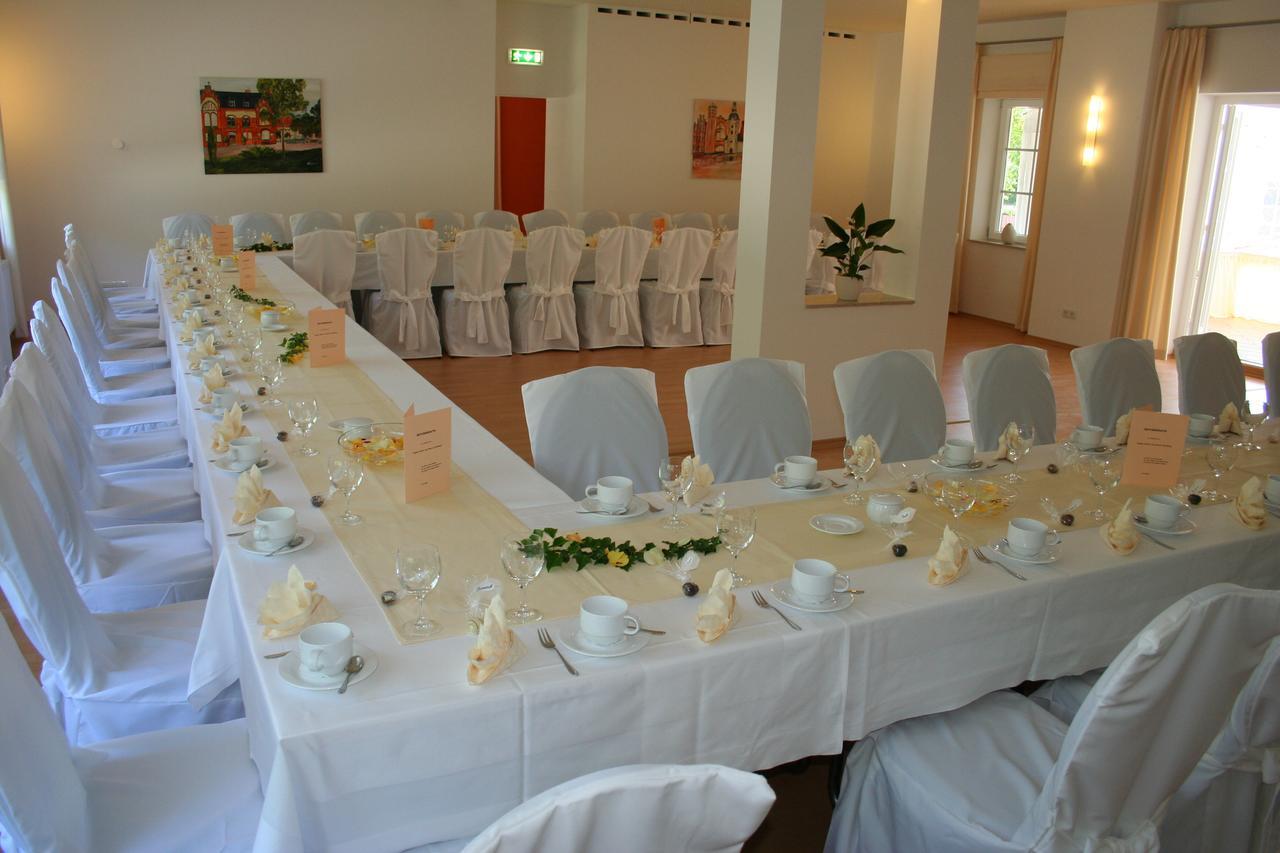Hotel Am Meilenstein Dunkelforth Ngoại thất bức ảnh