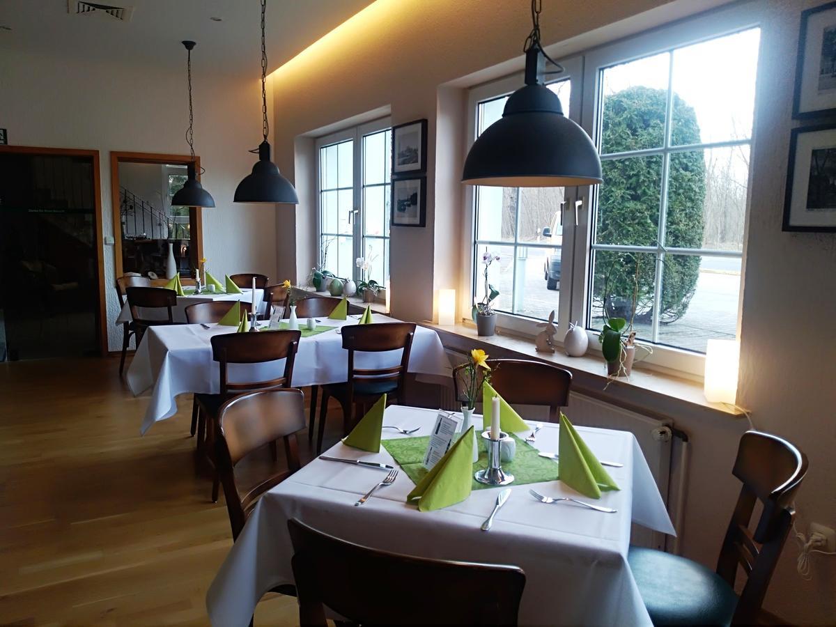 Hotel Am Meilenstein Dunkelforth Ngoại thất bức ảnh